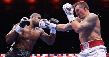 Usyk vs Dubois 2 live: Latest updates and results from heavyweight title fight