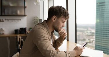 A man has dumped his new girlfriend after discovering a major problem during his first visit to her apartment (stock image)