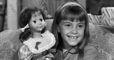 10 Best 'The Twilight Zone' Villains, Ranked