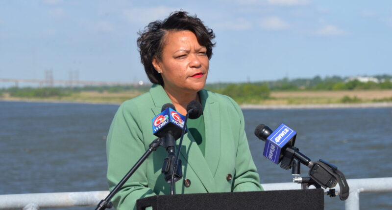 A Top Democrat Mayor Has Been Indicted for Corruption.
