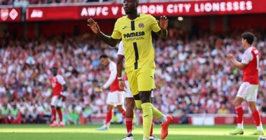 Former Arsenal winger Nicolas Pepe returned to the Emirates to dent his old side's preparations for the new campaign