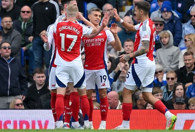 An Arsenal star is reportedly set to be offered a new deal that will increase his weekly wages