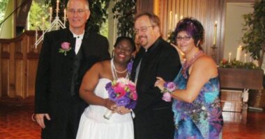 Bride Who Grew Up Without a Father Gets an Unlikely Friend to Walk Her Down the Aisle – RedState