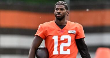 Browns Radio Host Defends Shedeur Sanders, Calls Out Fans