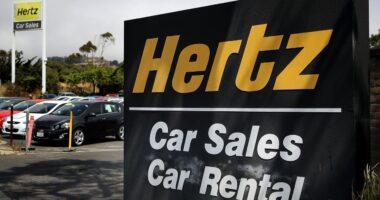 Carvana’s stock is falling, and Amazon is to blame