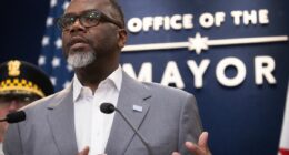 Chicago mayor announces measures to ‘protect our people’ from imminent influx of federal agents on Trump’s orders