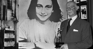 Did a Florida School Really Ban the Diary of Anne Frank? – HotAir