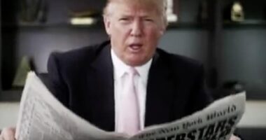 A resurfaced clip of Donald Trump raving over Taylor Swift is making the rounds again¿just days after he took a swipe at the pop star online.