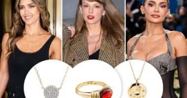 During the Mejuri Summer Sale, shop Taylor Swift's ring (and more star staples) for up to 25% off
