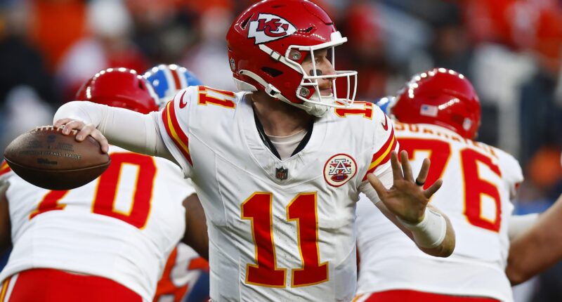 Ex-Chiefs QB Resurfaces With NFL Playoff Contender: Report