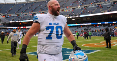 Falcons Urged to Target Veteran OT After 'Head-Scratching' Cut