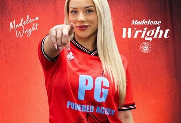 Madeleine Wright, 26, has signed for Chatham Town Women - who currently play in the National League which is the third tier of women's football in the UK