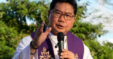 Filipino priest who fought Duterte's brutal drug crackdown among Magsaysay Award winners