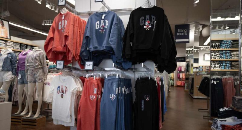 Gap insists it’s ‘getting its vibe back.’ But Wall Street’s tariff worries got in the way.