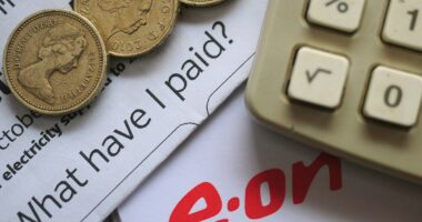 Household energy bills expected to rise by around 1% in October – forecast