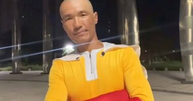 Li Shuangyong, 36, from China, has transformed his body after undertaking a gruelling workout challenge inspired by a Japanese anime series