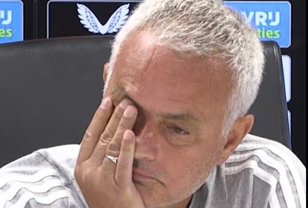 Jose Mourinho wiped away tears as he paid tribute to his former Porto captain Jorge Costa, who has died at the age of 53
