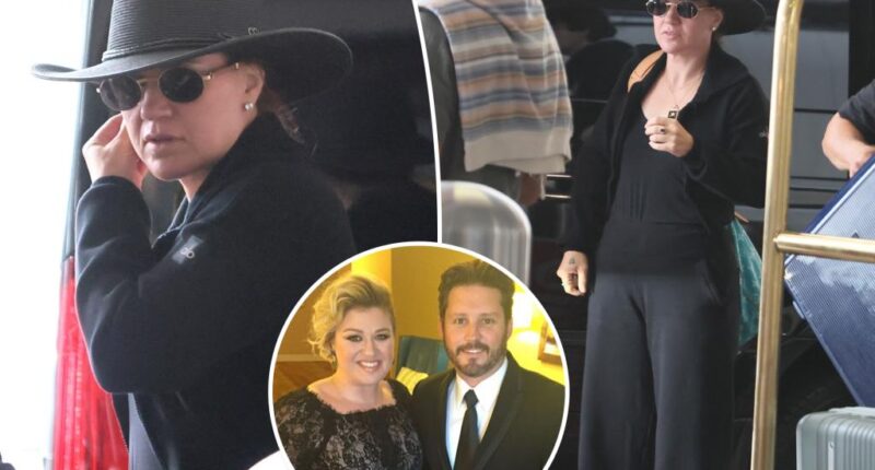 Kelly Clarkson seen for first time since ex Brandon Blackstock's death