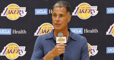 Lakers Urged to Sign Free Agent Stretch Big to Bolster Bench