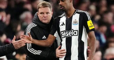 Liverpool are expected to submit an improved second offer for Newcastle United's Alexander Isak