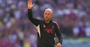 Arne Slot insisted he did not believe that Crystal Palace fans intentionally disrupted the minute's silence held for Diogo Jota