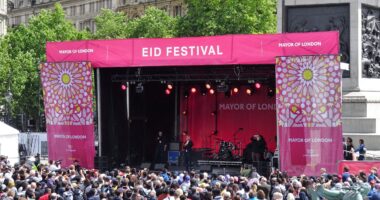 London’s Streets Are Covered in Red Spit Stains, Here’s Why: