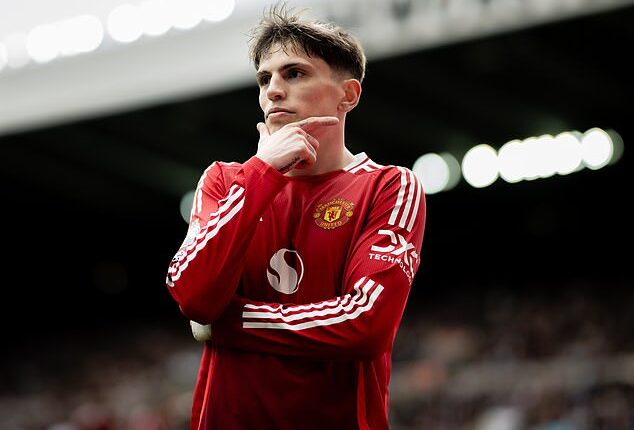 Chelsea are set to sign Manchester United winger Alejandro Garnacho in a £40million deal