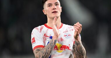 Manchester United are increasingly confident of beating Newcastle to the signing of RB Leipzig striker Benjamin Sesko