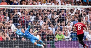 Man Utd’s Bruno Fernandes irked by lack of apology from referee Chris Kavanagh