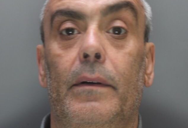 Moment cab-driving mastermind behind Britain's most upmarket cocaine ring was arrested after decades delivering drugs of 'mind-blowing' quality to rich City traders