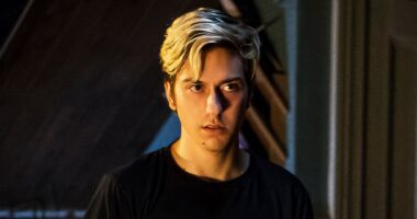 Netflix's Death Note Reboot Can Fix The Anime's Female Character Issue