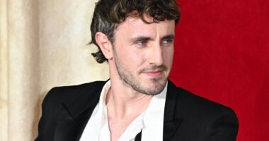 New Shakespeare Movie Directed by Oscar Winner Chloé Zhao Debuts with 100% Rotten Tomatoes Score