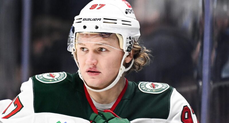 Oilers Get Possible McDavid Replacement in Bold Trade Theory