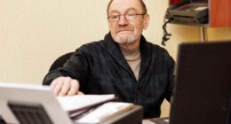 Older adults on ‘edge of poverty’ lose jobs and funding as new Medicaid and SNAP work requirements loom