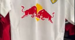 Leeds fans are placing their shirts over Man United shirts in shops at Manchester Airport