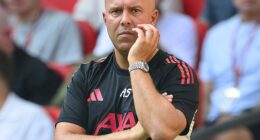 Arne Slot has tipped Chelsea to challenge for the Premier League title this season after revealing that they were his pick for the championship last term