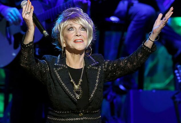 Fans of country music icon Jeannie Seely will have the chance to say their final goodbyes in the most fitting way possible