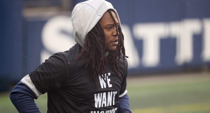 Seahawks Release Fan Favorite to Add Younger Cornerback Through Waivers