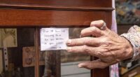 It comes days after a business owner was told by police to remove a sign calling thieves 'scumbags'