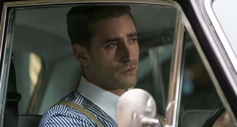 Stephen King's Praise Proves Horror Fans Must Watch Mike Flanagan's Shows