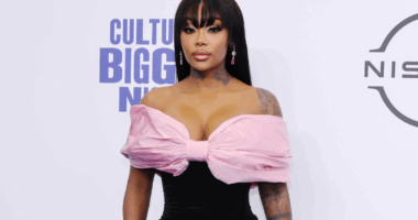 Whew! Summer Walker Delivers Savage Clapback To Body Shamers On Social Media