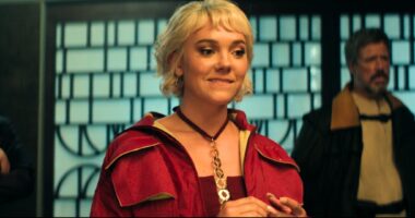 "The Shape Of Time" Is The Perfect Example Of How To Set Up The Season's Finale Stages