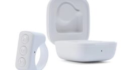 The Wireless Remote Control Ring is the latest tech item sending social media into a spin, with shoppers claiming it makes scrolling, snapping and streaming far easier
