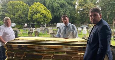 A traveller 'King' has been buried in a 'six-figure' solid gold coffin (pictured) following a week-long farewell tour in a Rolls Royce