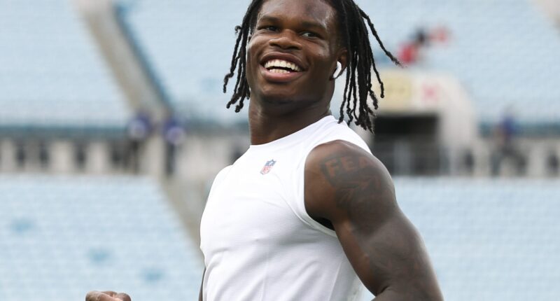 Travis Hunter & His Wife Leanna Lenee Announce The Arrival Of Their First Child