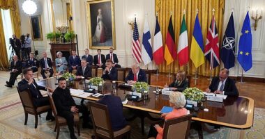 President Donald Trump hosted (from left) NATO Secretary General Mark Rutte, Ukrainian President Volodymyr Zelensky, British Prime Minister Keir Starmer, French President Emmanuel Macron, Finnish President Alexander Stubb, European Commission President Ursula von der Leyen, Italian Prime Minister Giorgia Meloni and German Chancellor Friedrich Merz in the East Room on Monday