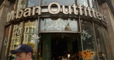 Urban Outfitters stock is selling off despite a strong quarter. Some analysts wonder what’s left in the tank.
