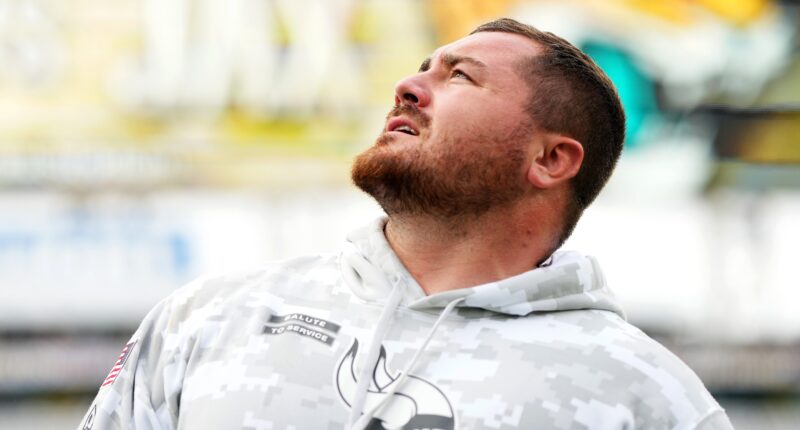 Vikings Trade DT Harrison Phillips to Jets for Draft Pick Package