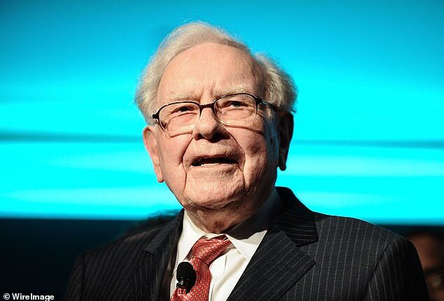 Warren Buffett scooped up 5 million shares of UnitedHealth, regulatory filings show