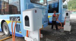 When Those Expensive School Buses Do the Electric Slide – HotAir